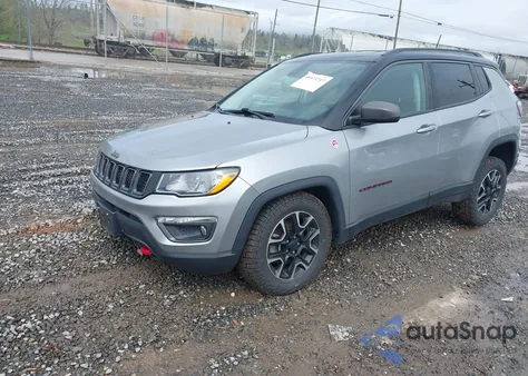 2020 Jeep Compass Trailhawk 4X4 z USA, uszkodzony, nr VIN 3C4NJDDB6LT184616